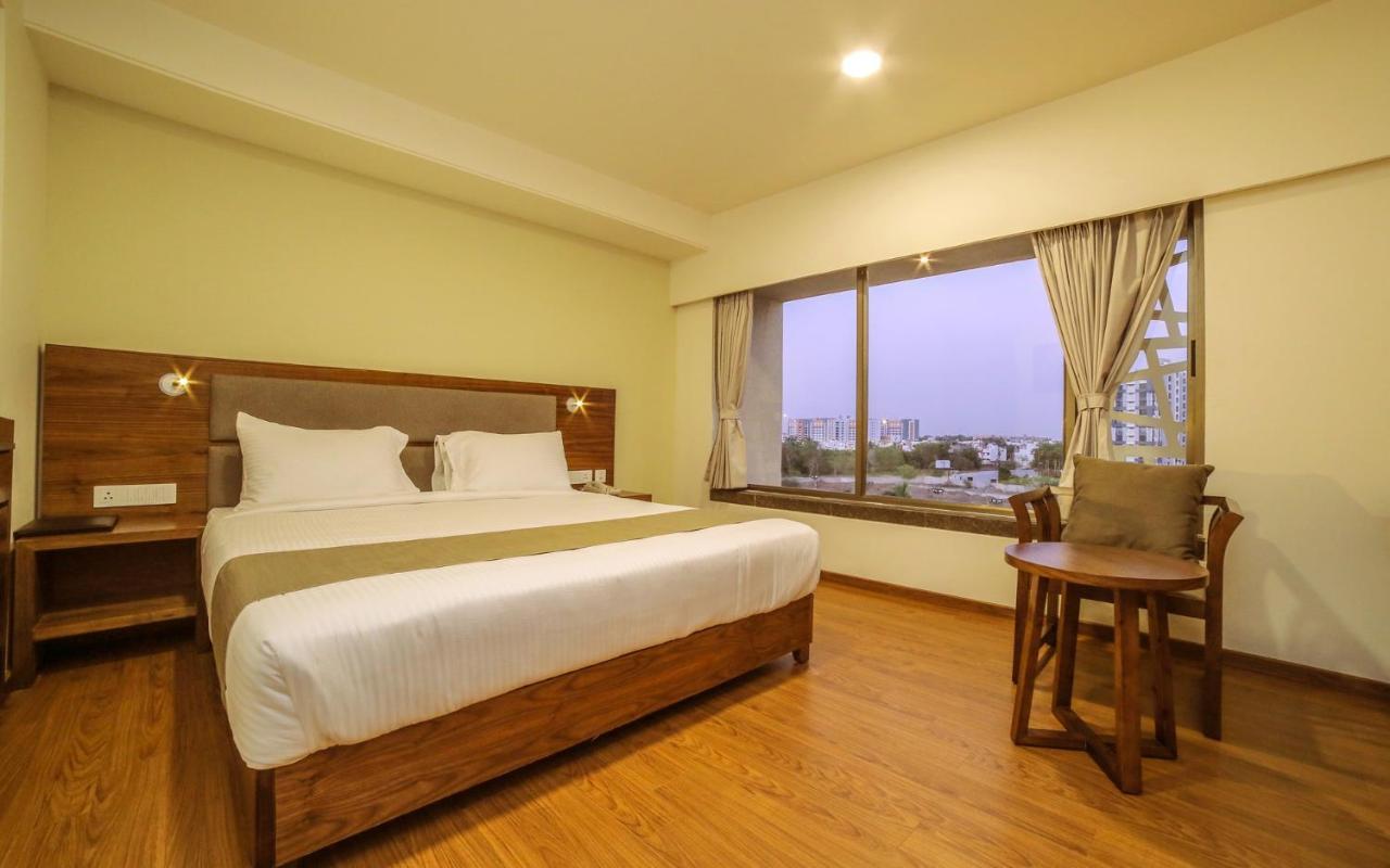 The Basil Park Hotel Bhavnagar Luaran gambar