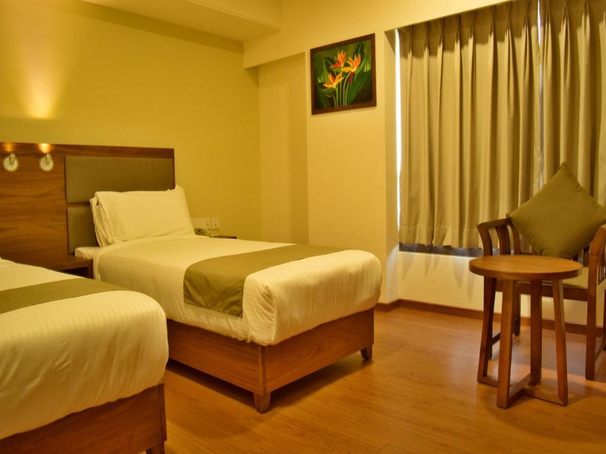 The Basil Park Hotel Bhavnagar Luaran gambar