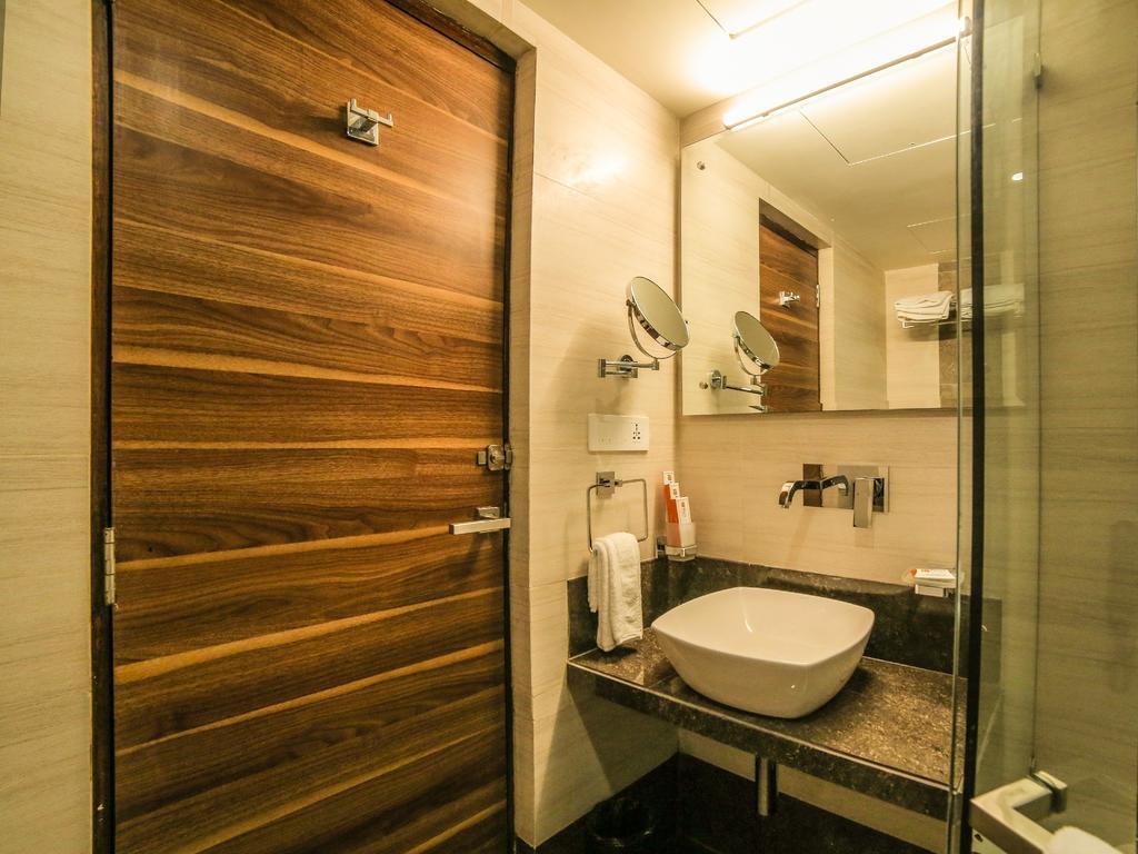 The Basil Park Hotel Bhavnagar Bilik gambar