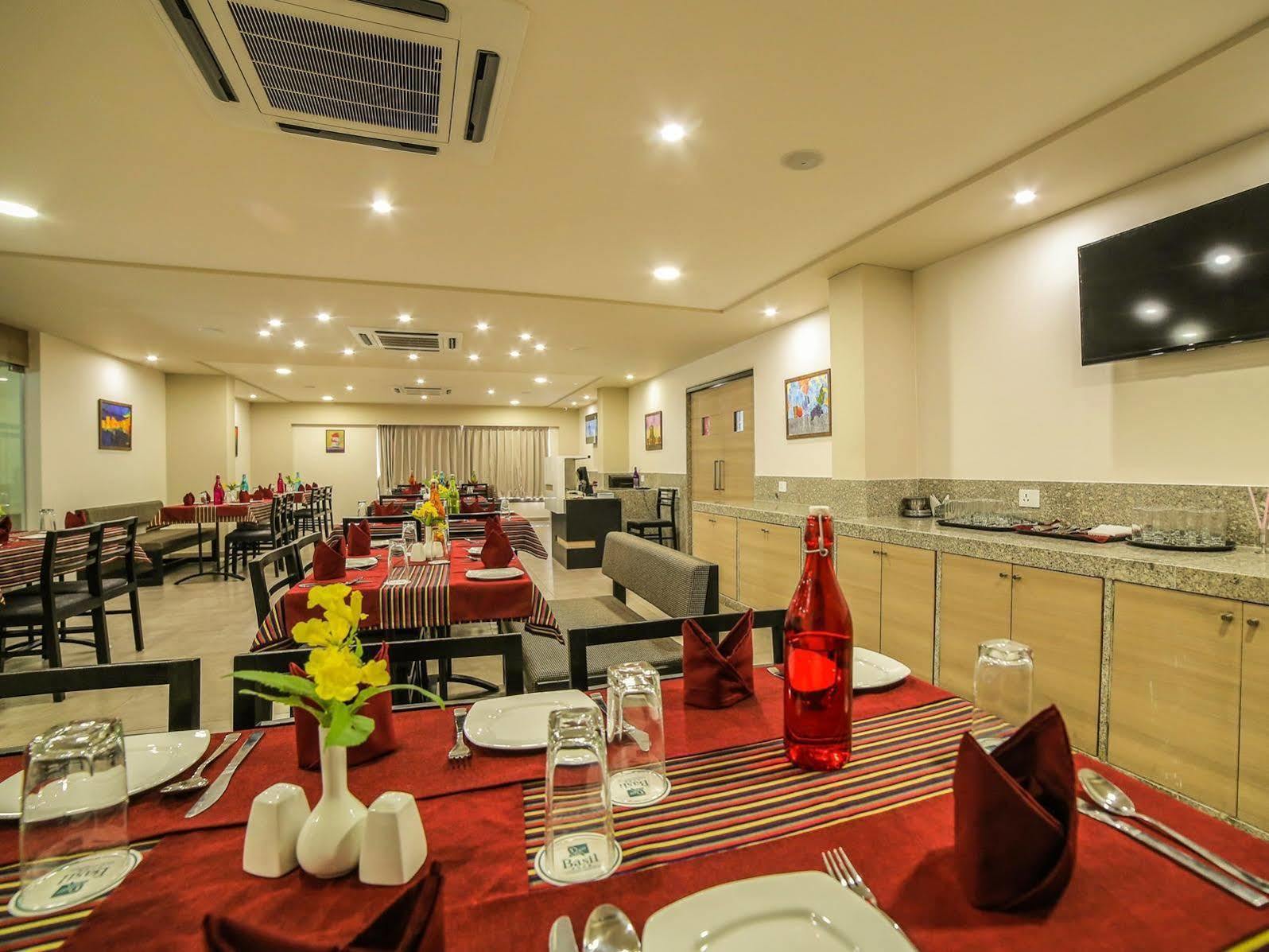 The Basil Park Hotel Bhavnagar Luaran gambar